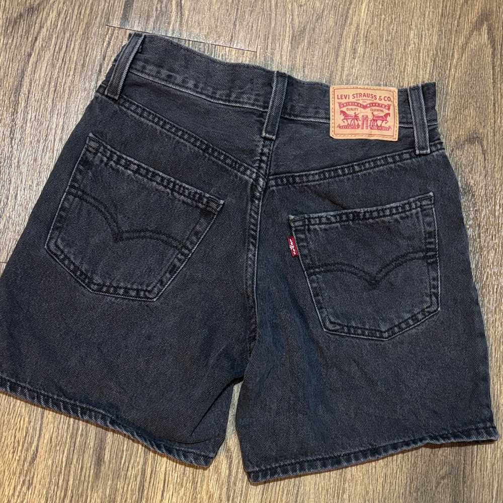 Levi's washed Black Highwaisted Denim Jean Shorts size 24